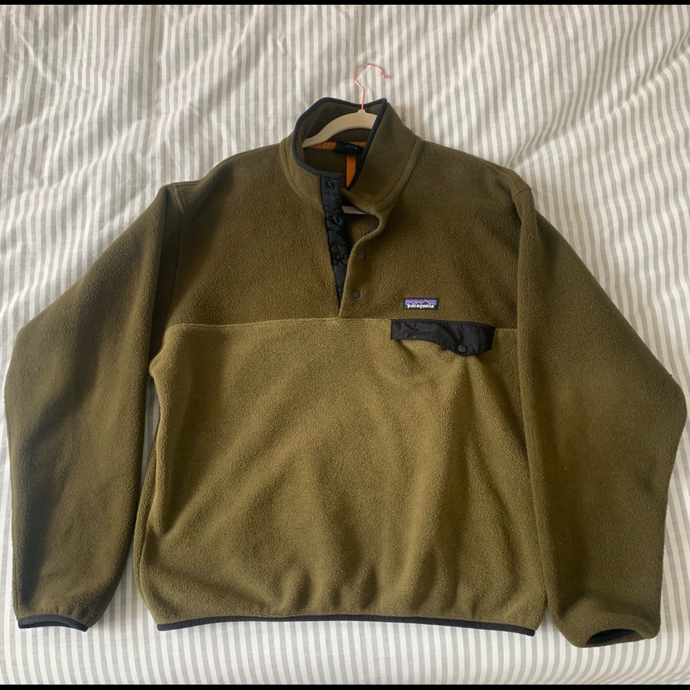 Men’s lightweight Synchilla Patagonia fleece